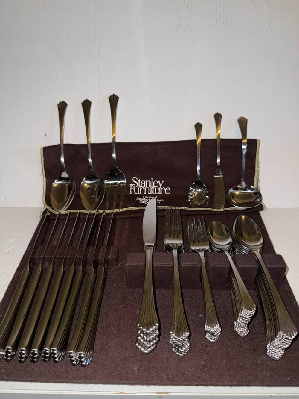 66 pc Royal Gallery 18-8 Stainless Steel Flatware Perfect FULL Set Korea